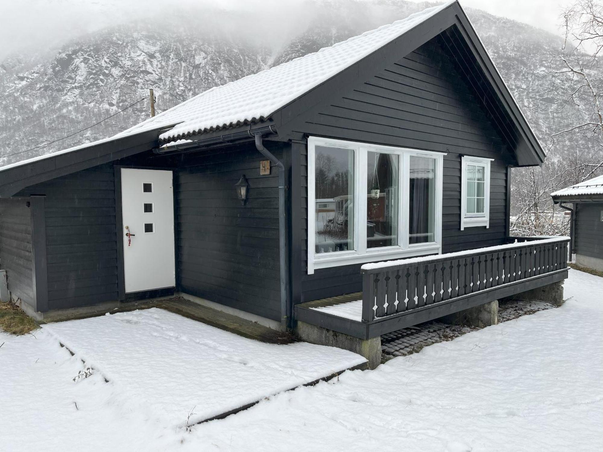 Skysstasjonen Cottages Røldal Екстериор снимка