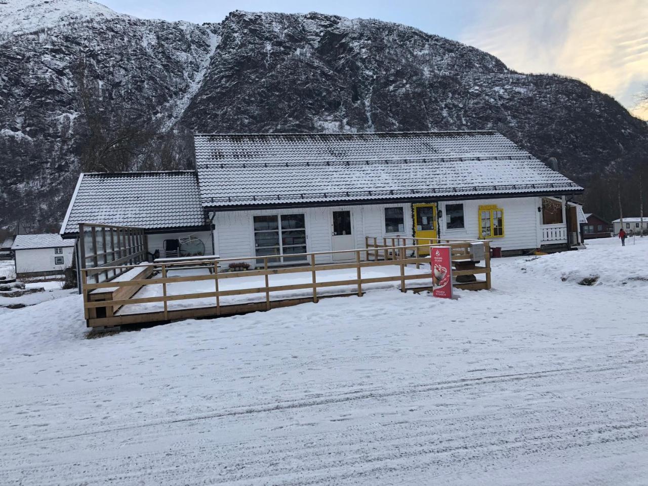 Skysstasjonen Cottages Røldal Екстериор снимка